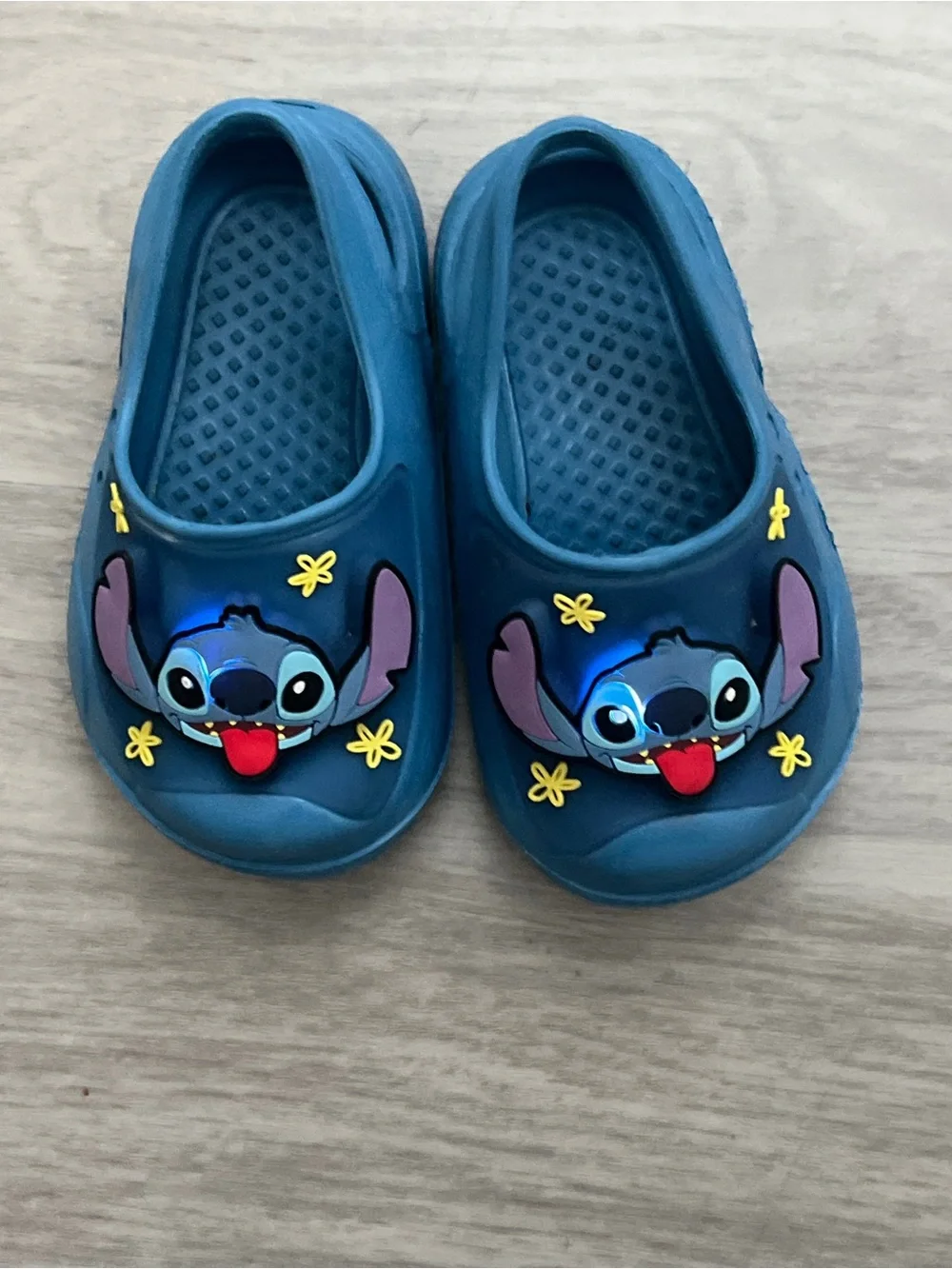 Disney Lilo & Stitch Kids Light Up Blue Clogs Shoes Size 5/6